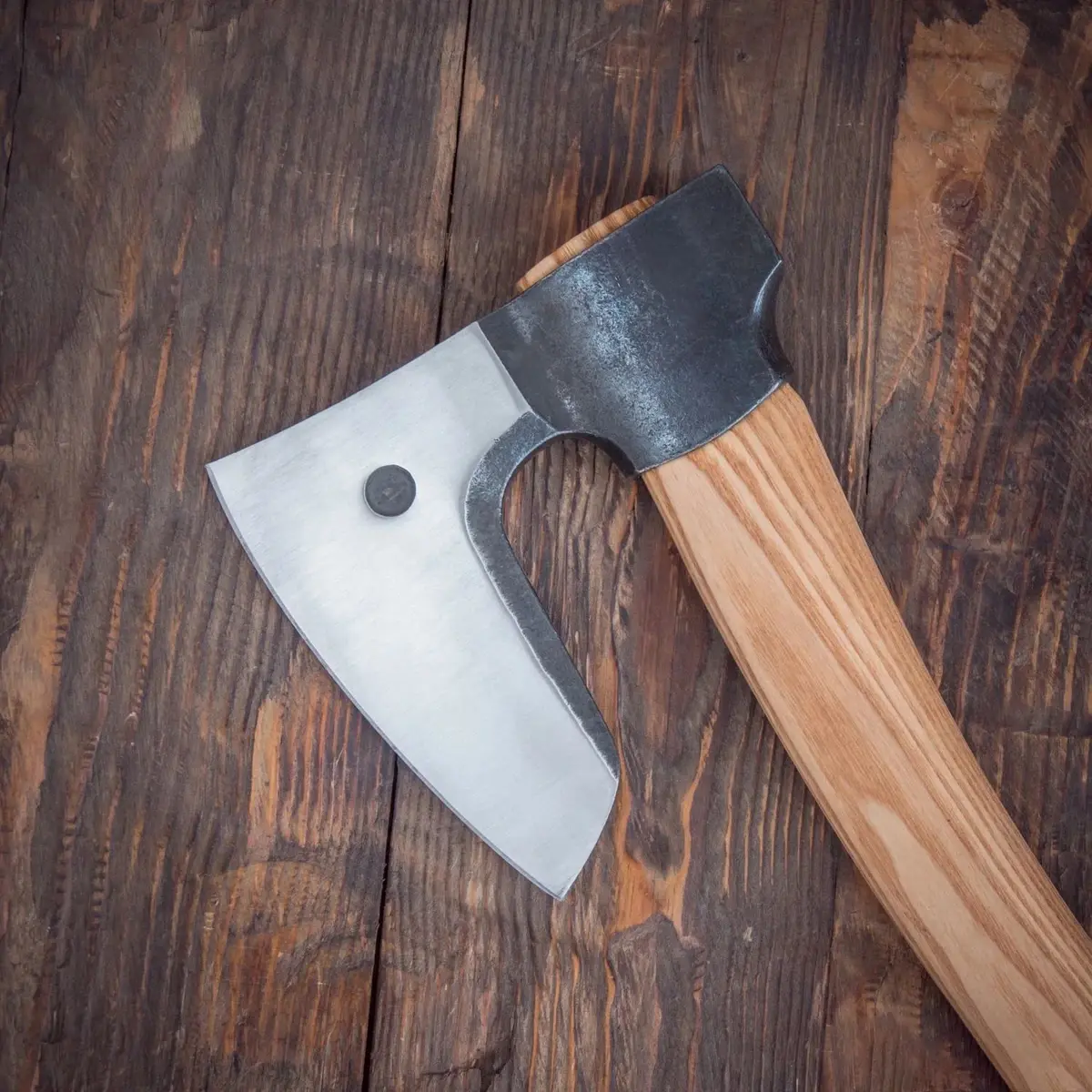 anika "kmet" with leather sheath