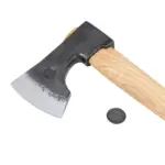 Anika "Leshiy" Axt mit Lederscheide