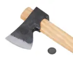 Anika "Leshiy" Axt mit Lederscheide