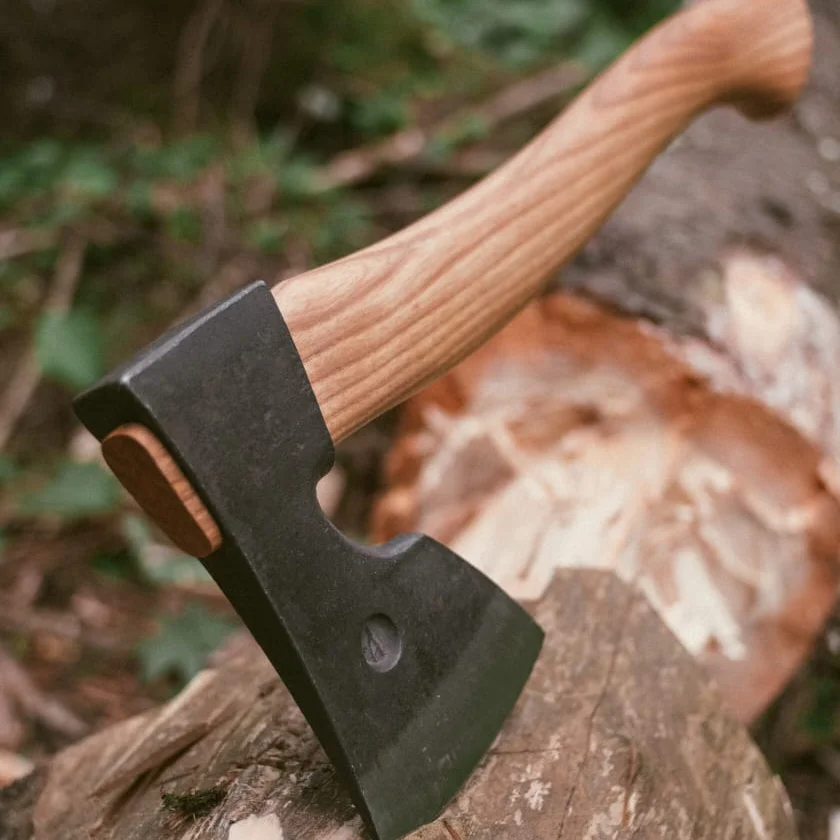 anika "eger" axe with leather sheath